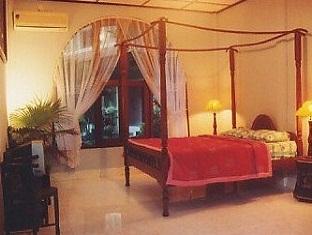 バリ島ジンバランのホテル、ビラ プリ ロヤン