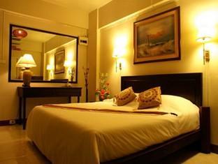 タイ、バンコクのホテル、ナワラット リゾート & サービス アパートメント